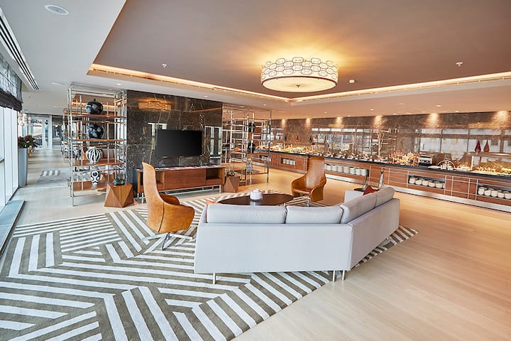Wyndham Grand Istanbul Levent Hotel & Conference Center restaurant in Istanbul, Other than US/Canada