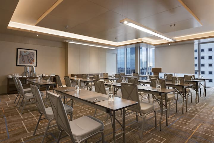 Meeting room at Wyndham Grand Istanbul Levent Hotel & Conference Center in Istanbul, Other than US/Canada