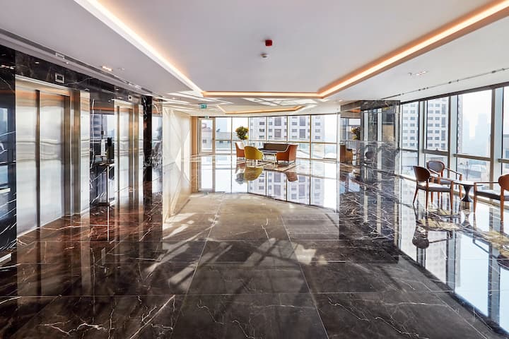 Meeting room at Wyndham Grand Istanbul Levent Hotel & Conference Center in Istanbul, Other than US/Canada