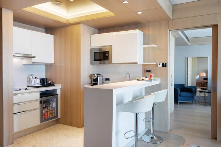 Wyndham Grand Istanbul Levent Hotel & Conference Center suite in Istanbul, Other than US/Canada