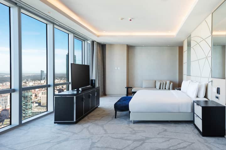 Wyndham Grand Istanbul Levent Hotel & Conference Center suite in Istanbul, Other than US/Canada