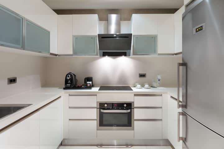 Wyndham Grand Istanbul Levent Hotel & Conference Center suite in Istanbul, Other than US/Canada
