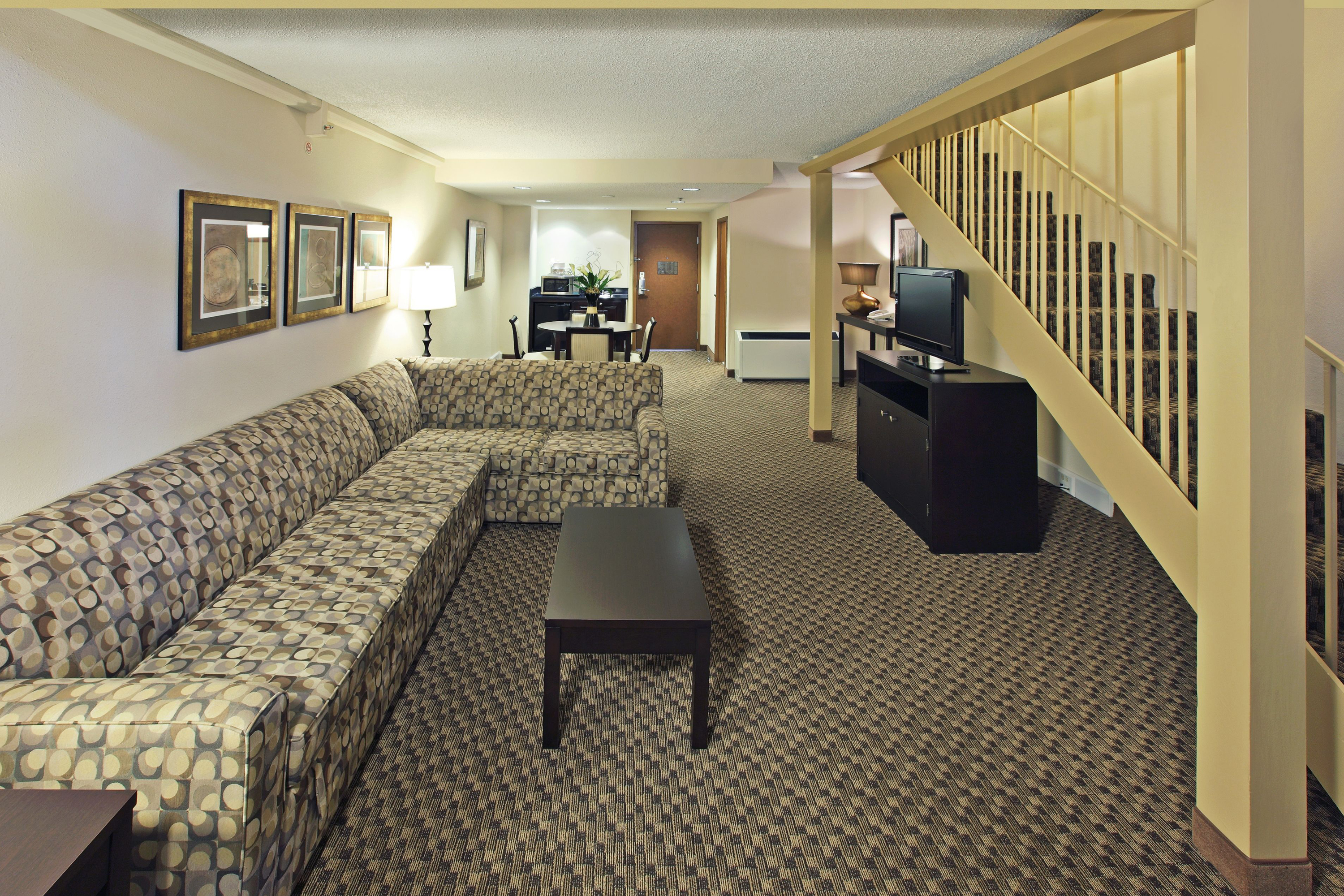 Wyndham Grand Executive Center Little Rock Airport suite in Little Rock, Arkansas