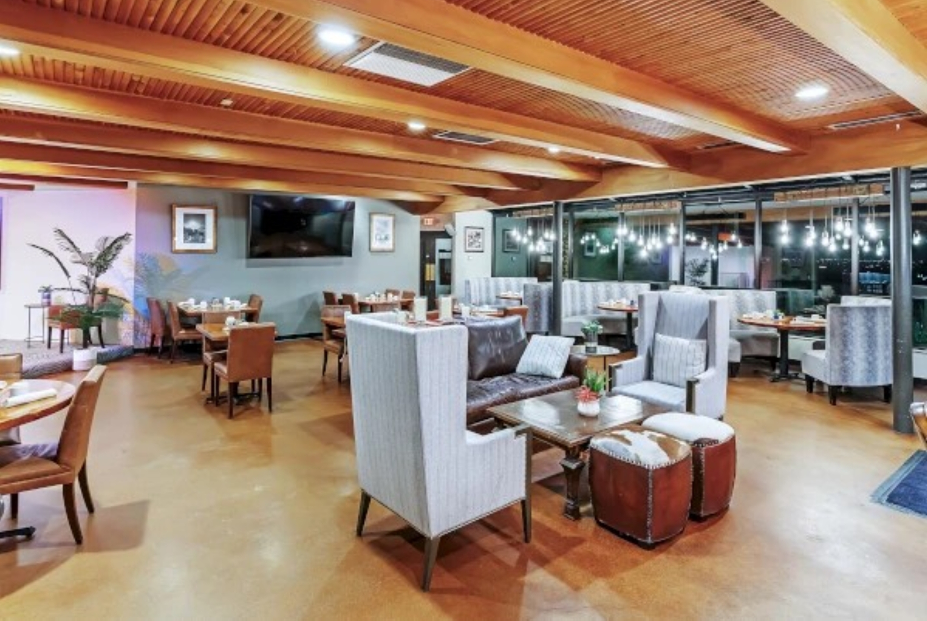 Westward Look Wyndham Grand Resort and Spa bar and grill in Tucson, Arizona