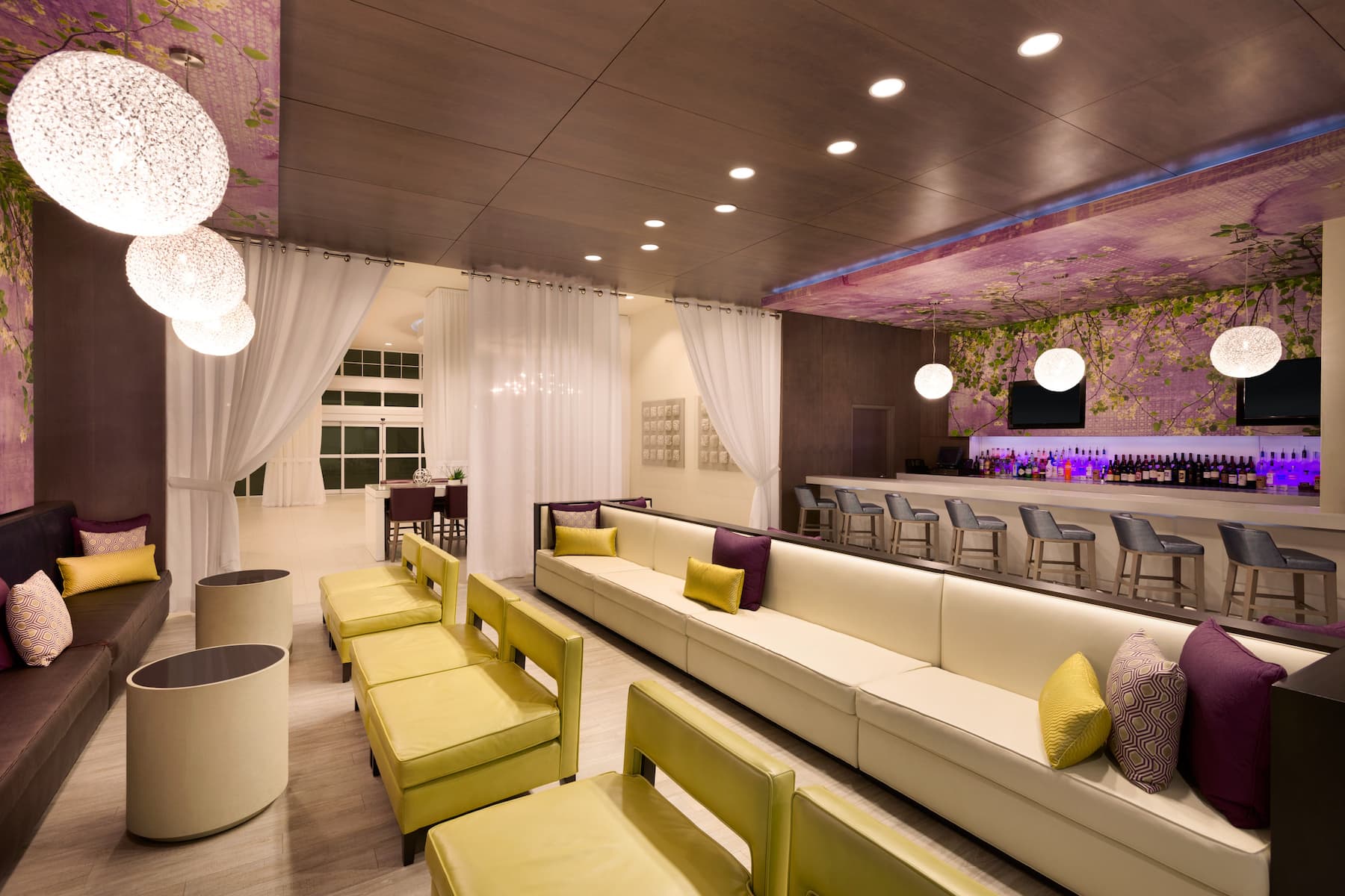 Bar at Wyndham Grand Jupiter at Harbourside Place in Jupiter, Florida