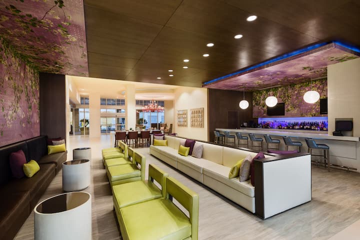 Bar at Wyndham Grand Jupiter at Harbourside Place in Jupiter, Florida