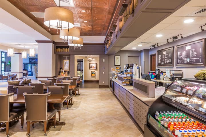 Wyndham Grand Orlando Resort Bonnet Creek restaurant in Orlando, Florida