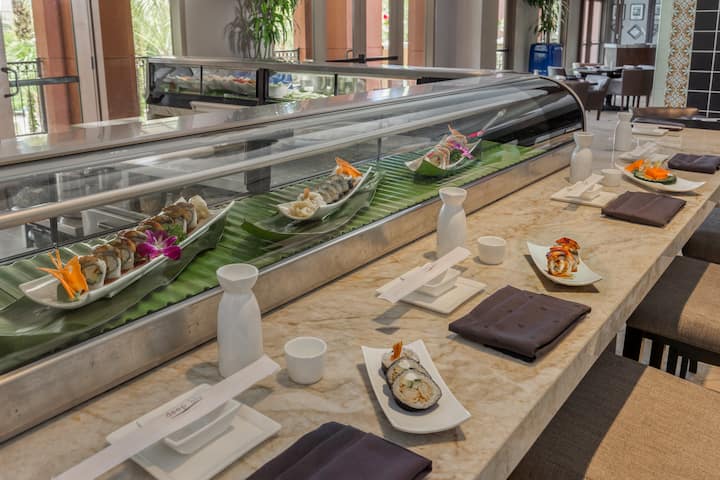 Wyndham Grand Orlando Resort Bonnet Creek restaurant in Orlando, Florida