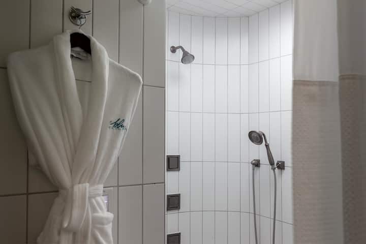 Wyndham Grand Orlando Resort Bonnet Creek spa in Orlando, Florida