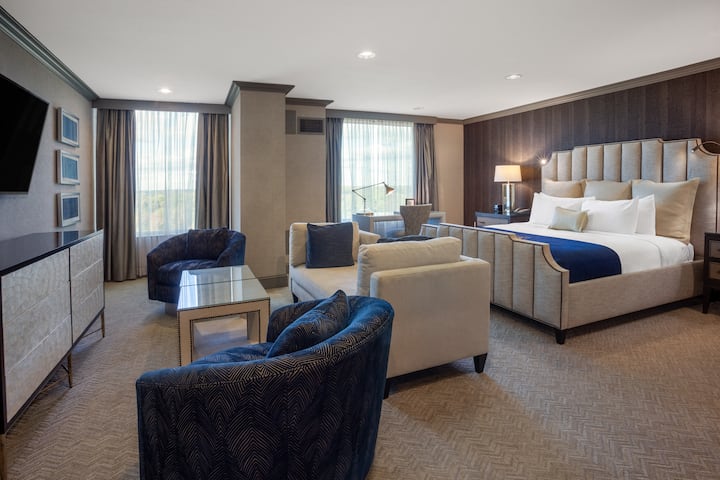 Grandover Resort & Spa, a Wyndham Grand Hotel suite in Greensboro, North Carolina