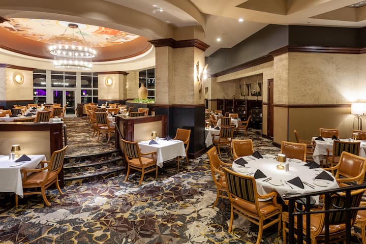 Grandover Resort & Spa, a Wyndham Grand Hotel restaurant in Greensboro, North Carolina