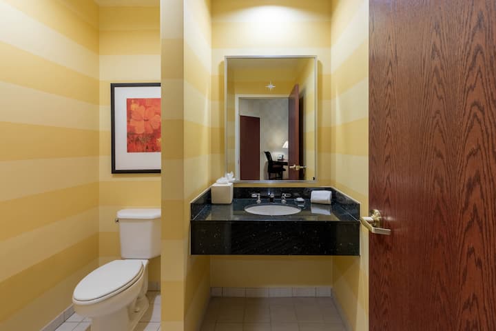 Guest room bath at the Wyndham Grand Oklahoma City Downtown in Oklahoma City, Oklahoma