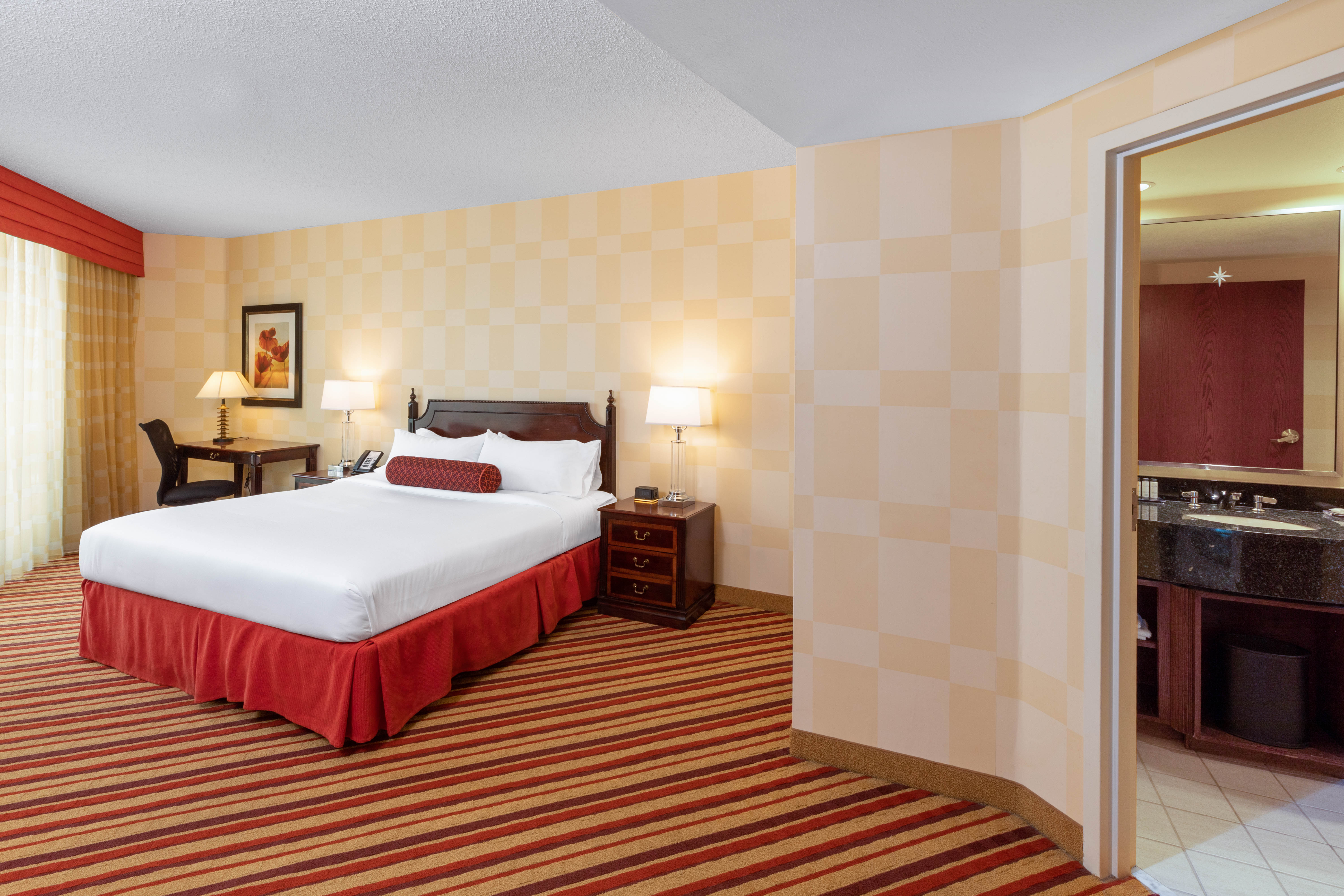 Unwind in Style: Discover the Luxuries of Wyndham Grand Oklahoma City Downtown