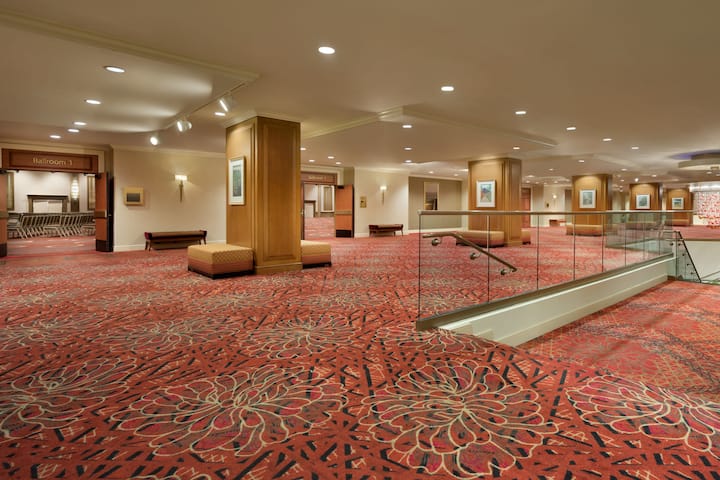 Wyndham Grand Pittsburgh Downtown ballroom in Pittsburgh, Pennsylvania