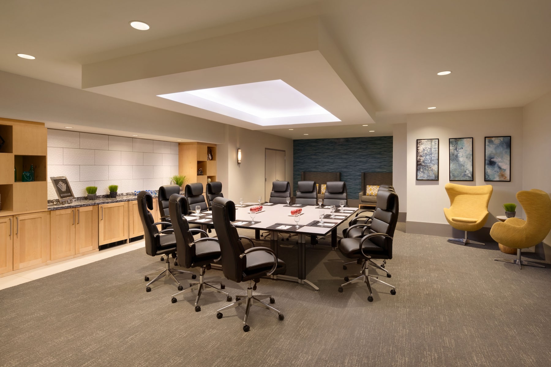 Meeting room at Wyndham Grand Pittsburgh Downtown in Pittsburgh, Pennsylvania