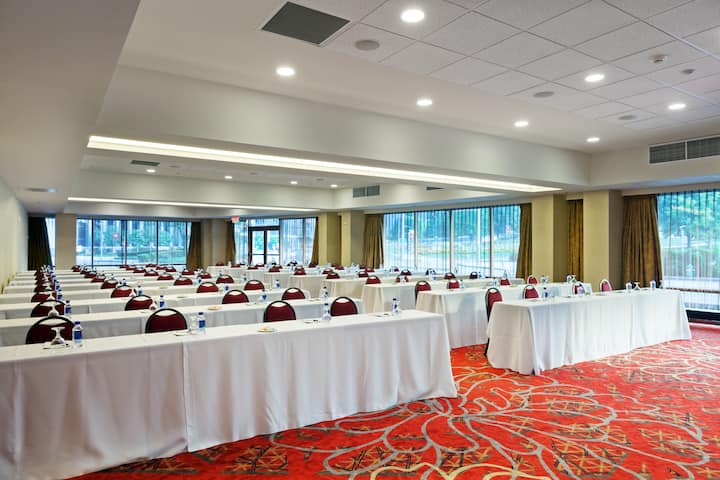 Meeting room at Wyndham Grand Pittsburgh Downtown in Pittsburgh, Pennsylvania