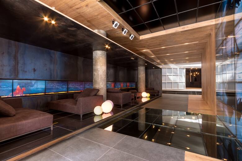 Esplendor Montevideo, A Wyndham Grand Hotel hotel lobby in Montevideo, Other than US/Canada