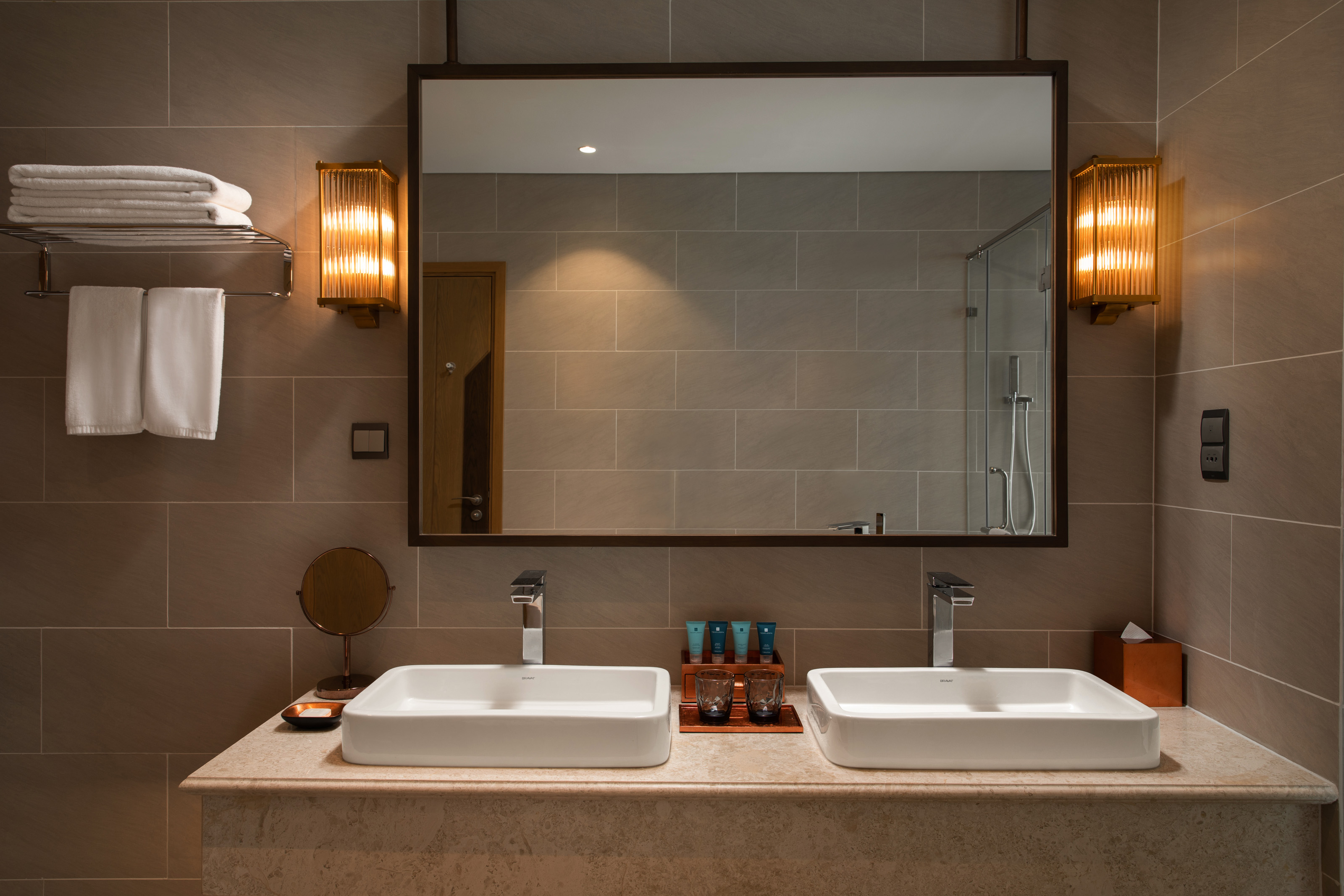 Wyndham Grand Kn Paradise Cam Ranh Cam Ranh Vn Hotels