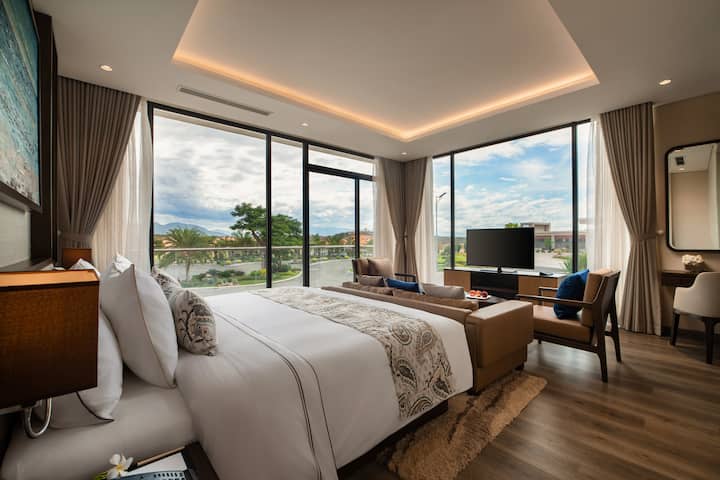 Guest room at the Wyndham Grand KN Paradise Cam Ranh in Cam Ranh, Other than US/Canada