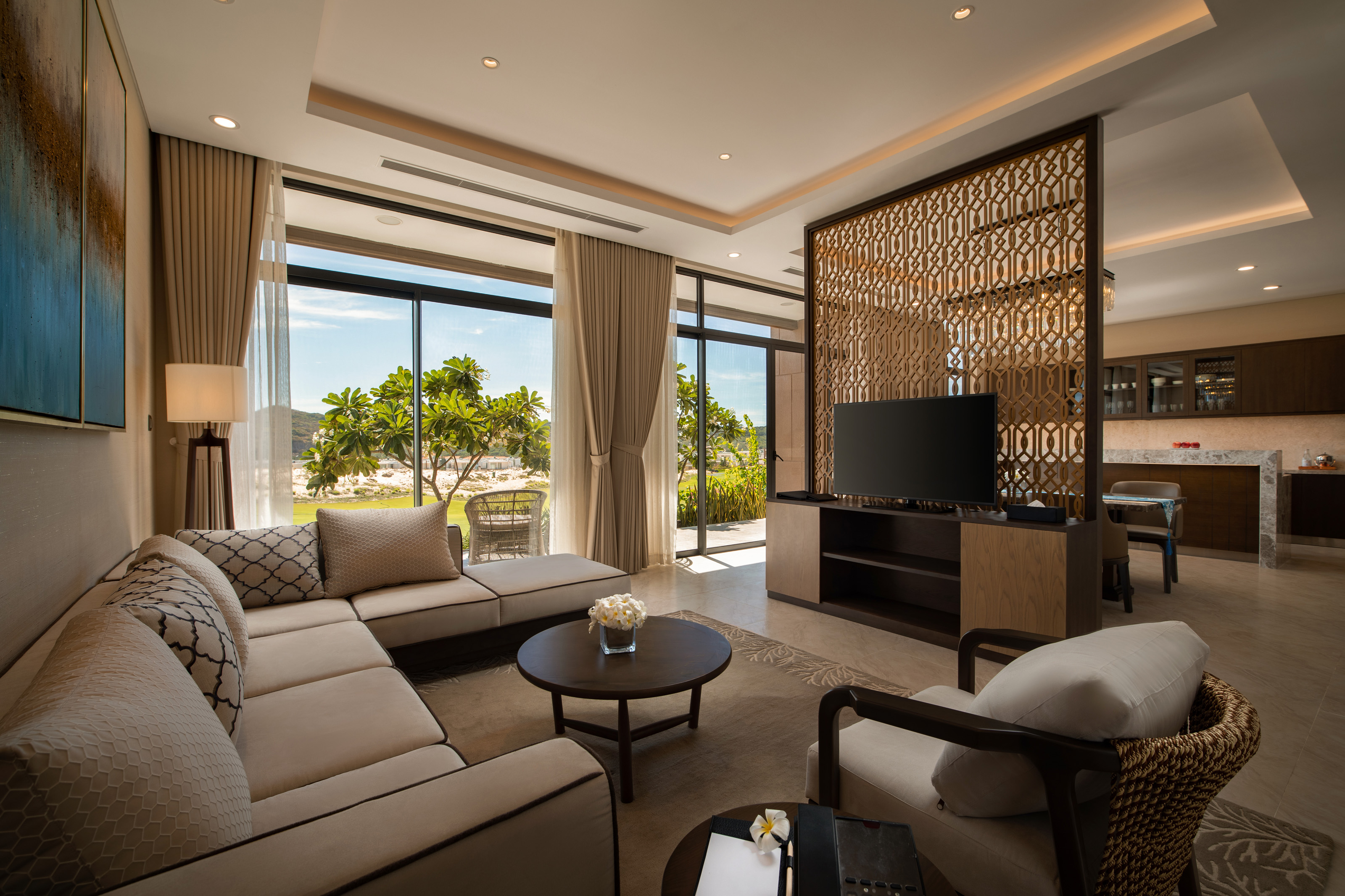 Wyndham Grand KN Paradise Cam Ranh | Cam Ranh, VN Hotels
