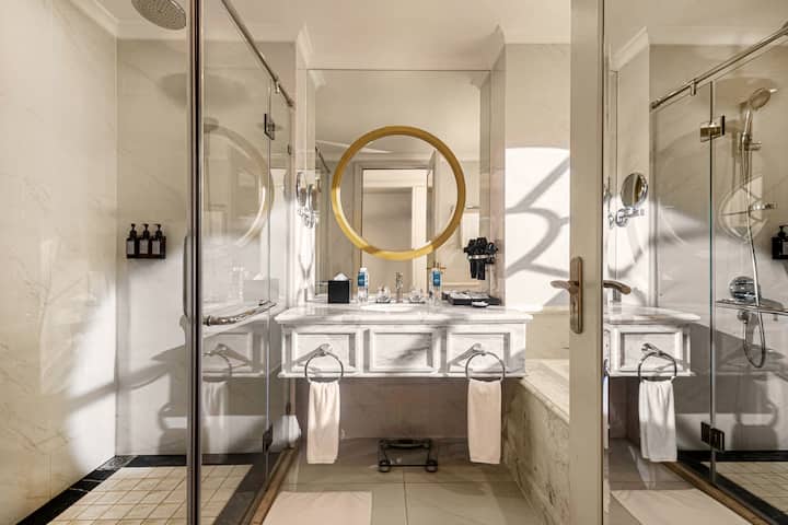Guest room bath at the Wyndham Grand Phu Quoc in Kien Giang Province, Other than US/Canada
