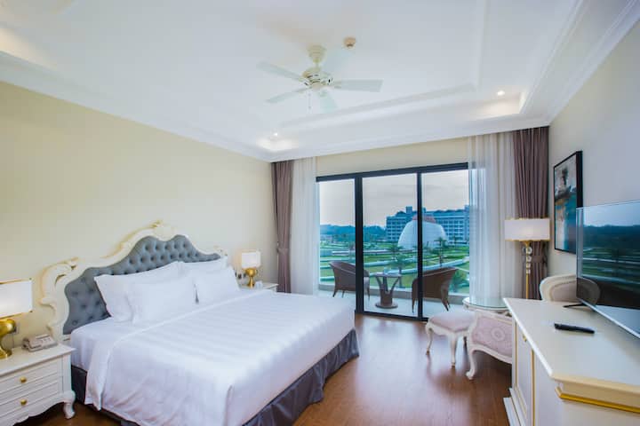 Guest room at the Wyndham Grand Phu Quoc in Kien Giang Province, Other than US/Canada