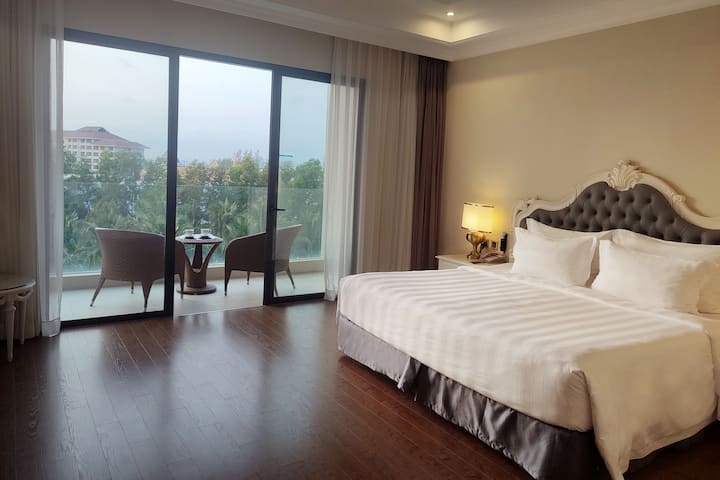 Guest room at the Wyndham Grand Phu Quoc in Kien Giang Province, Other than US/Canada
