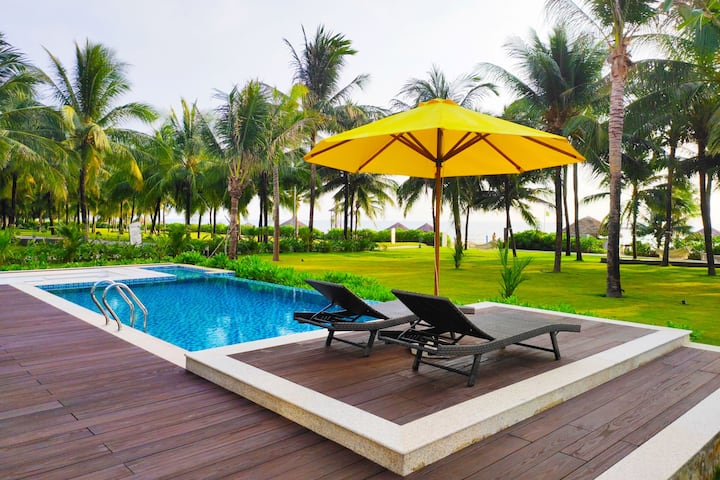 Guest room at the Wyndham Grand Phu Quoc in Kien Giang Province, Other than US/Canada