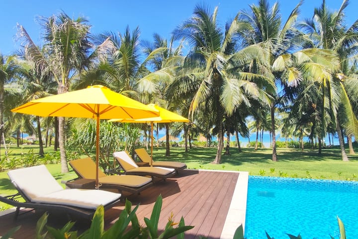 Guest room at the Wyndham Grand Phu Quoc in Kien Giang Province, Other than US/Canada