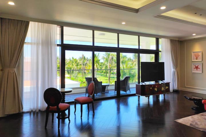 Guest room at the Wyndham Grand Phu Quoc in Kien Giang Province, Other than US/Canada