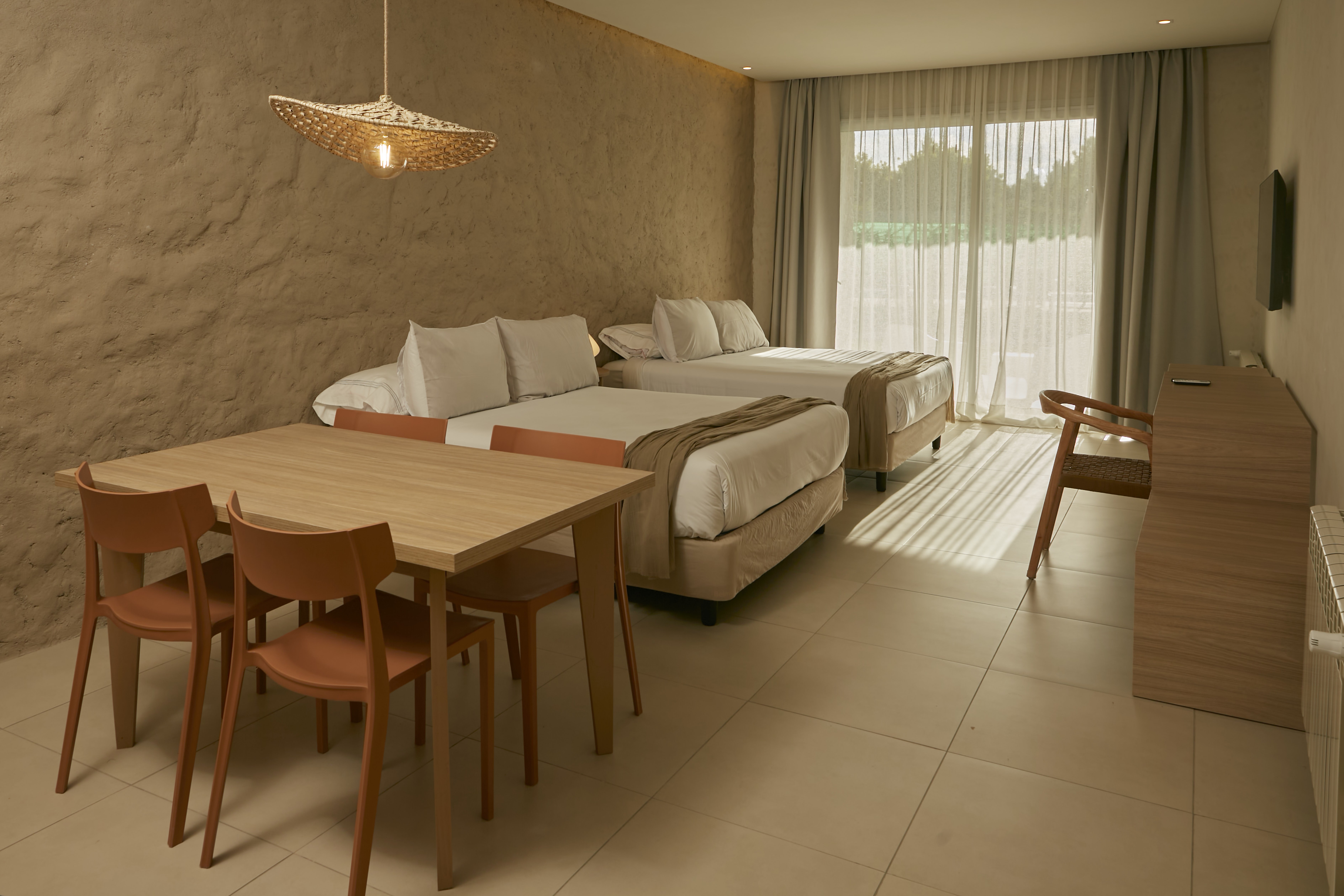 Guest room at the Howard Johnson by Wyndham Mendoza Chacras Alcantara in Chacras de Coria, Other than US/Canada