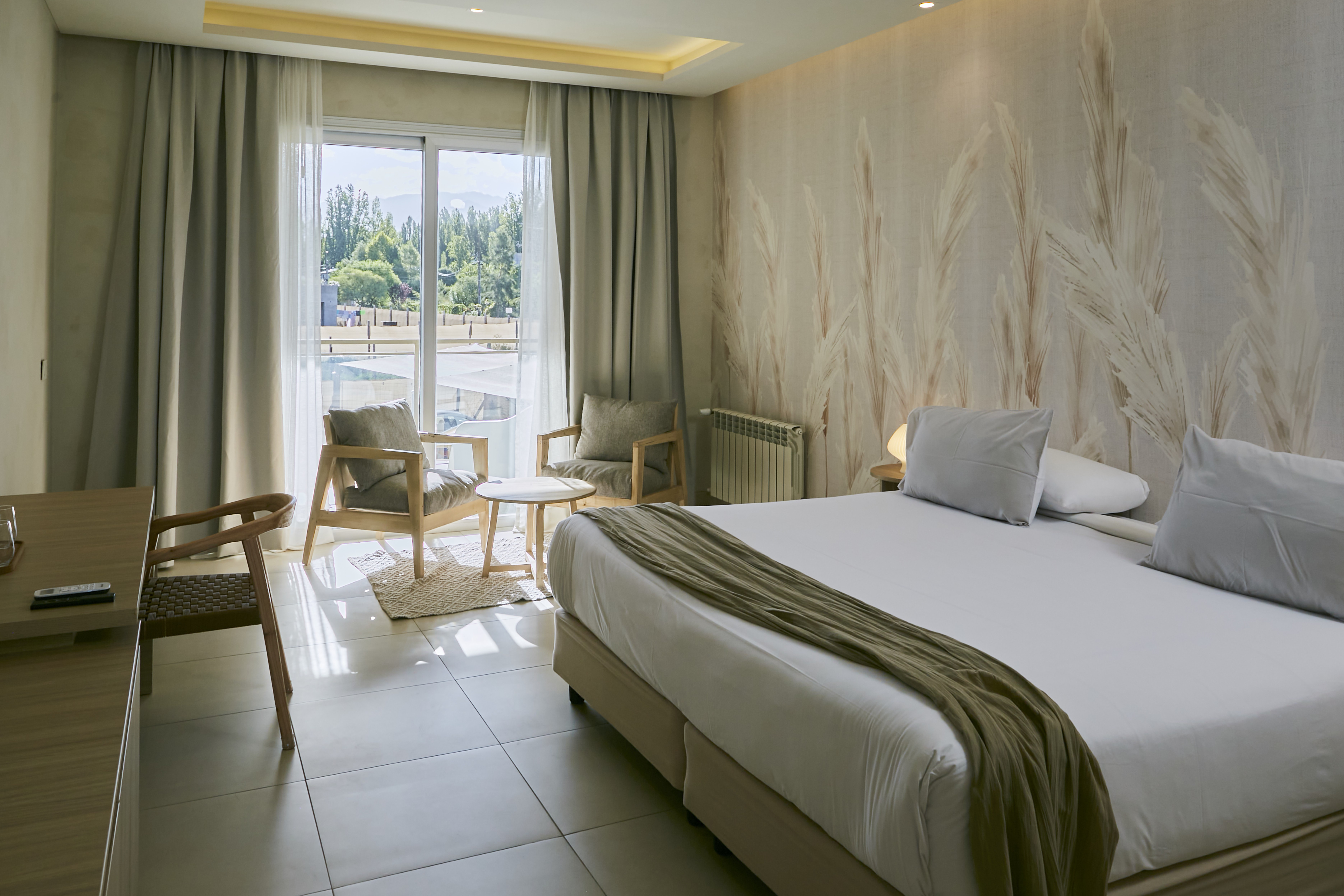 Howard Johnson by Wyndham Mendoza Chacras Alcantara suite in Chacras de Coria, Other than US/Canada