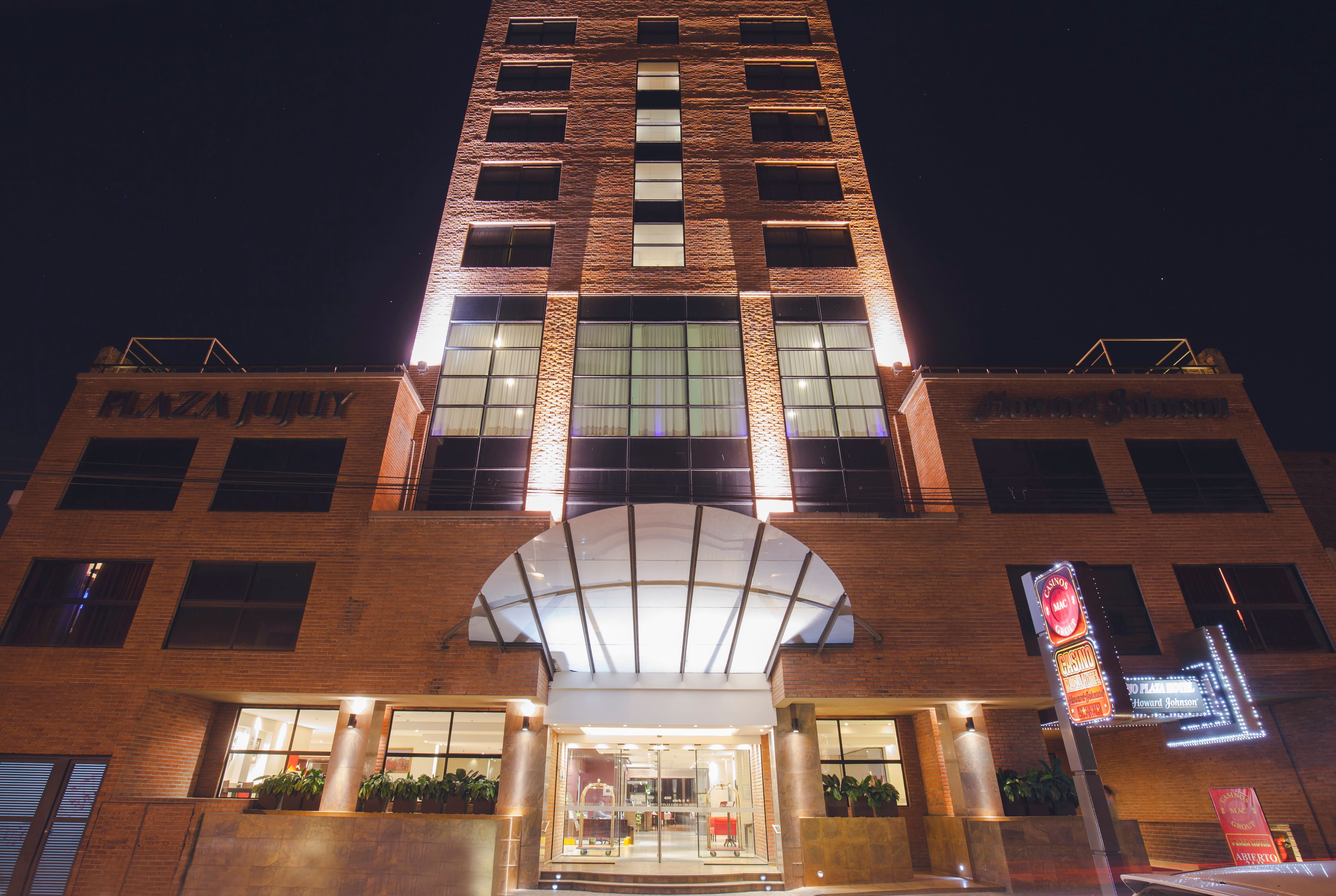Howard Johnson by Wyndham Plaza Jujuy Jujuy, AR Hotels