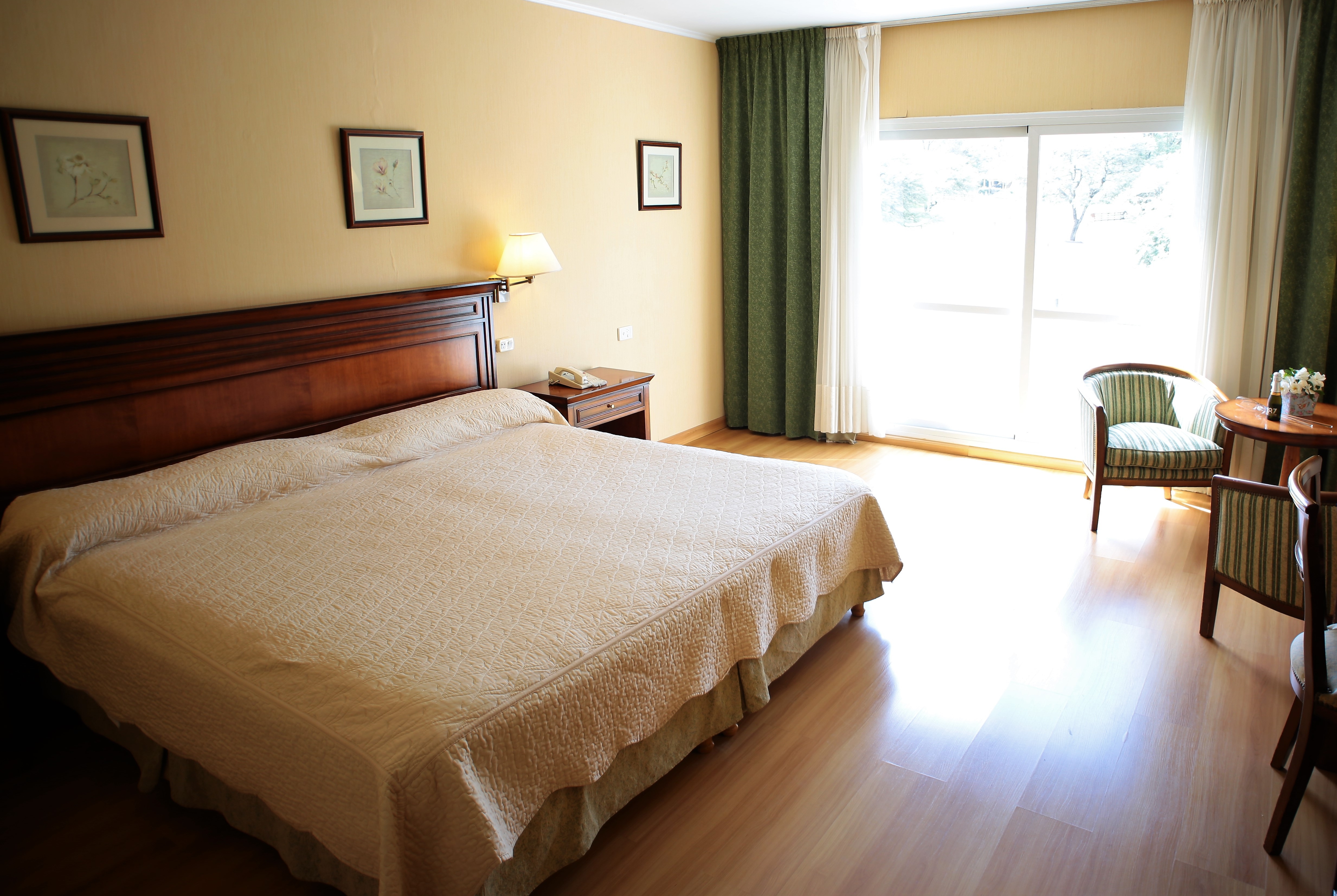 Guest room at the Howard Johnson by Wyndham, Villa General Belgrano in Villa General Belgrano, Other than US/Canada