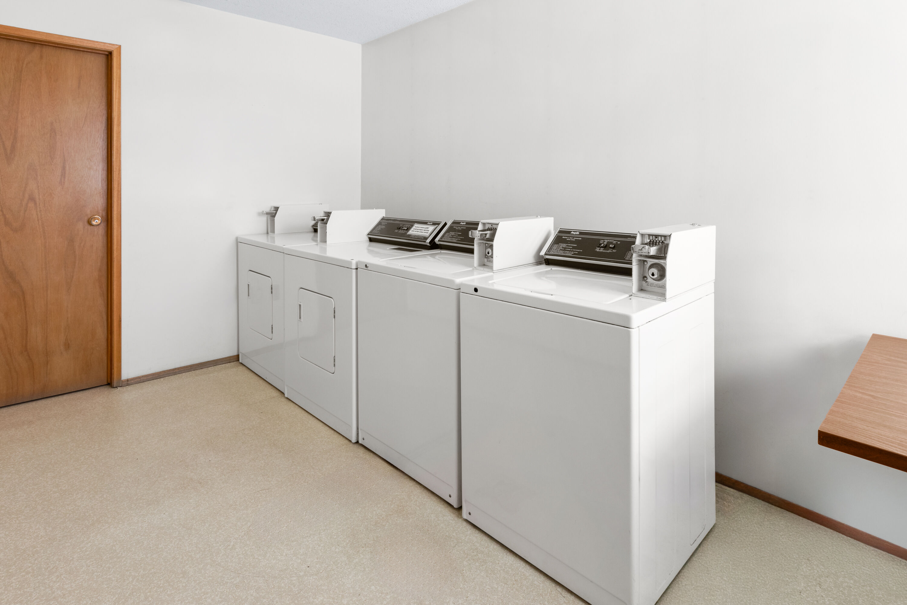 Laundry facilities at Howard Johnson by Wyndham Edson in Edson, Alberta