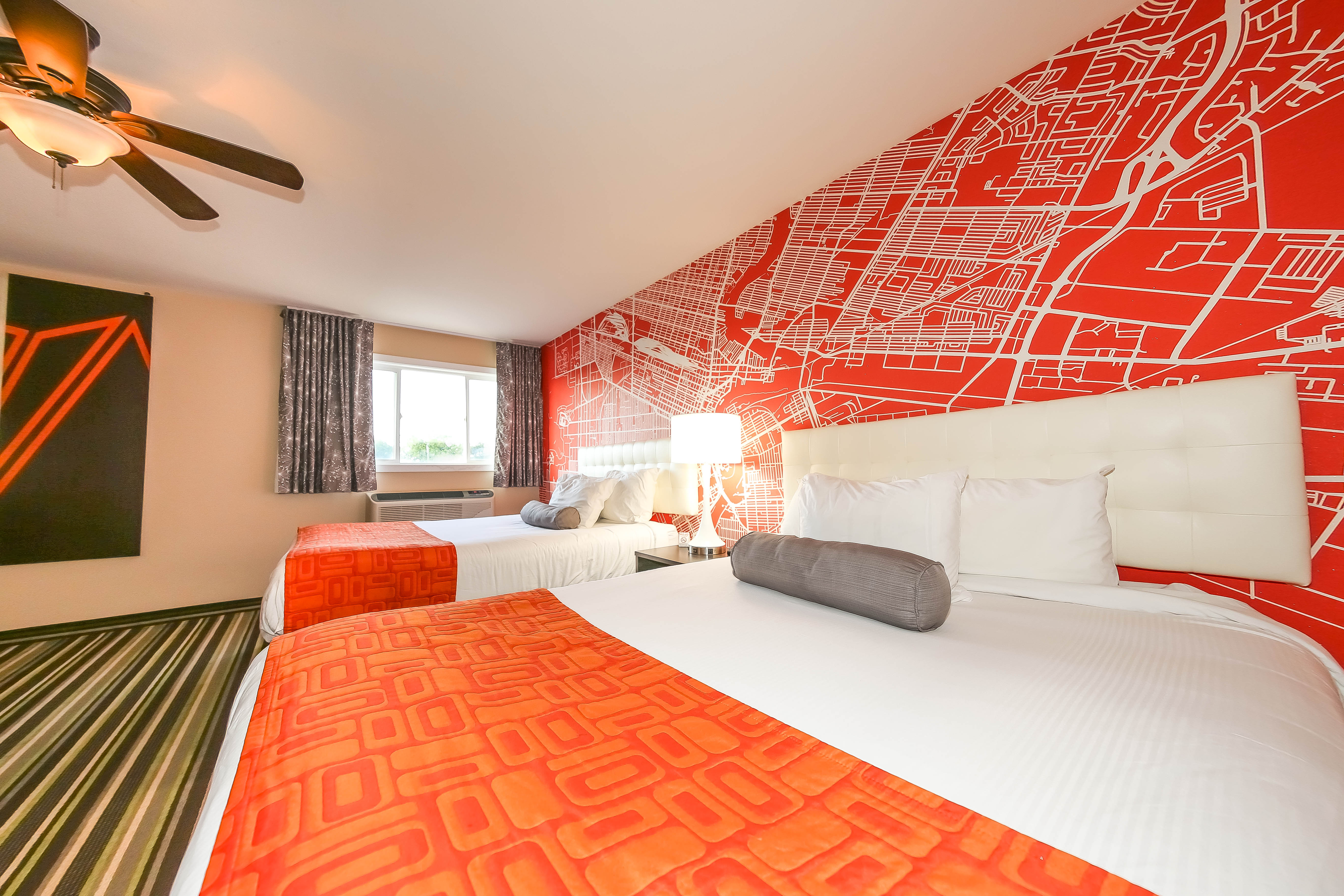 Guest room at the Howard Johnson by Wyndham Winnipeg West in Winnipeg, Manitoba