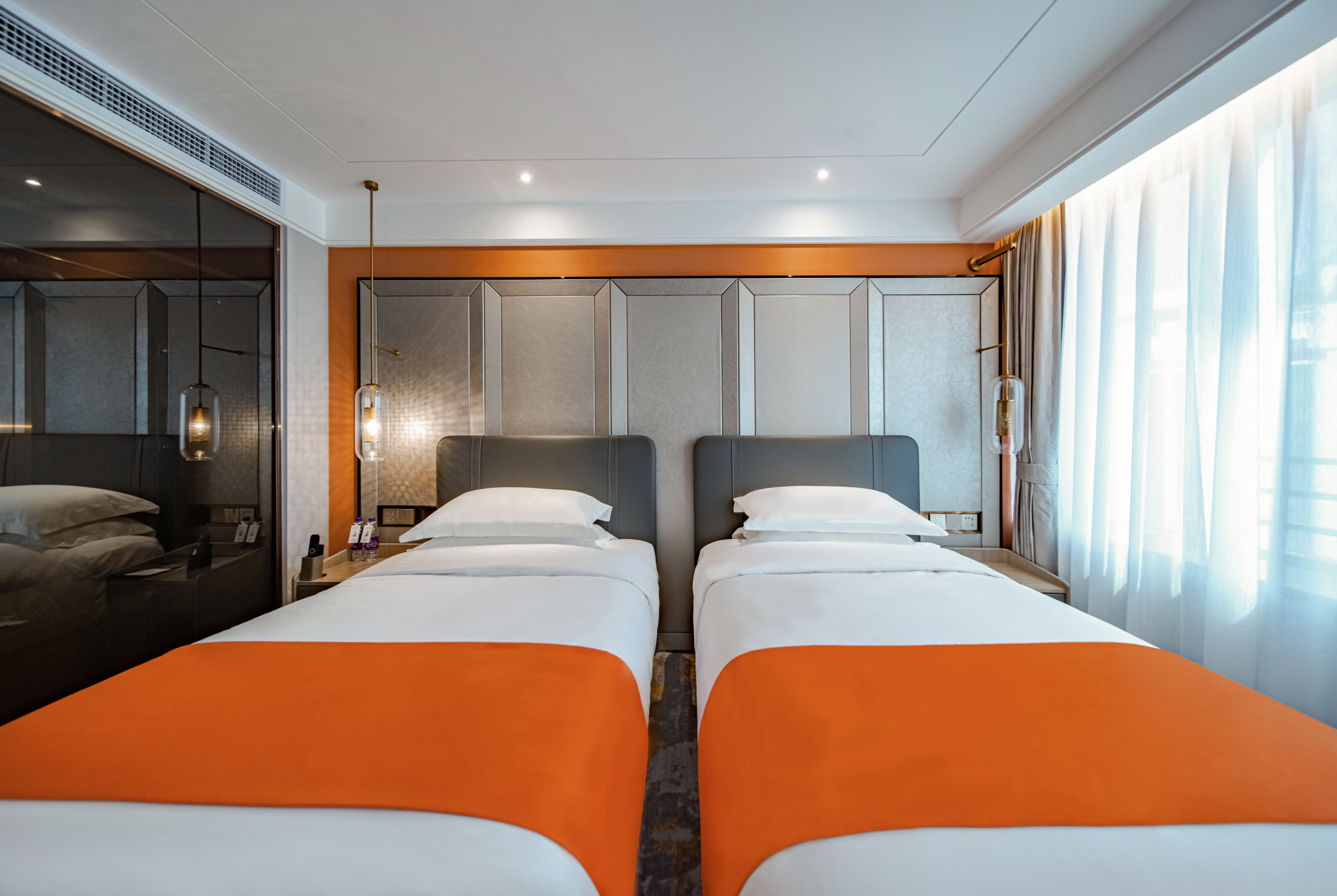 Guest room at the Howard Johnson by Wyndham Paragon Hotel Beijing in Beijing, Other than US/Canada