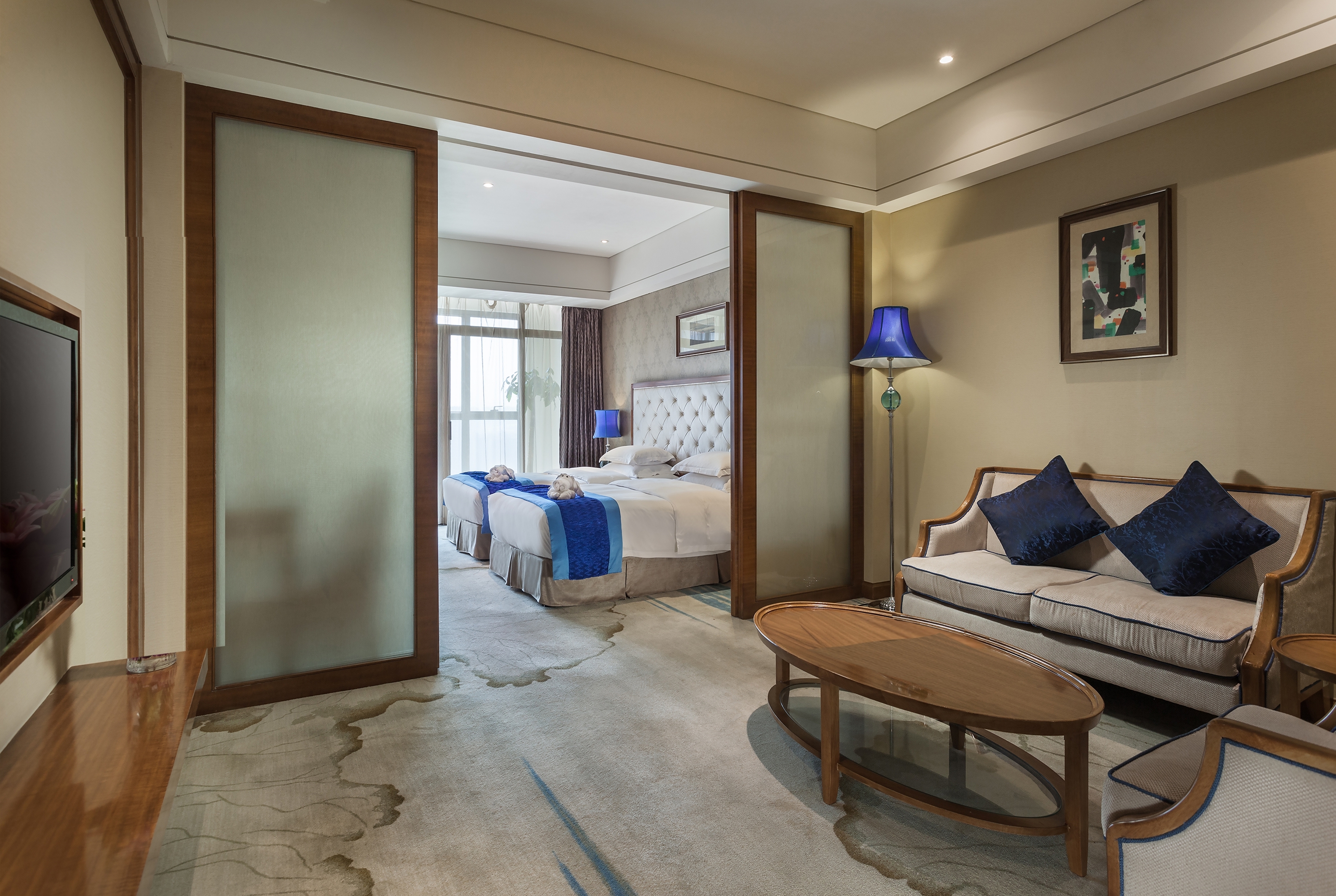 Guest room at the Howard Johnson by Wyndham Huachen Plaza Changsha in Changsha, Other than US/Canada