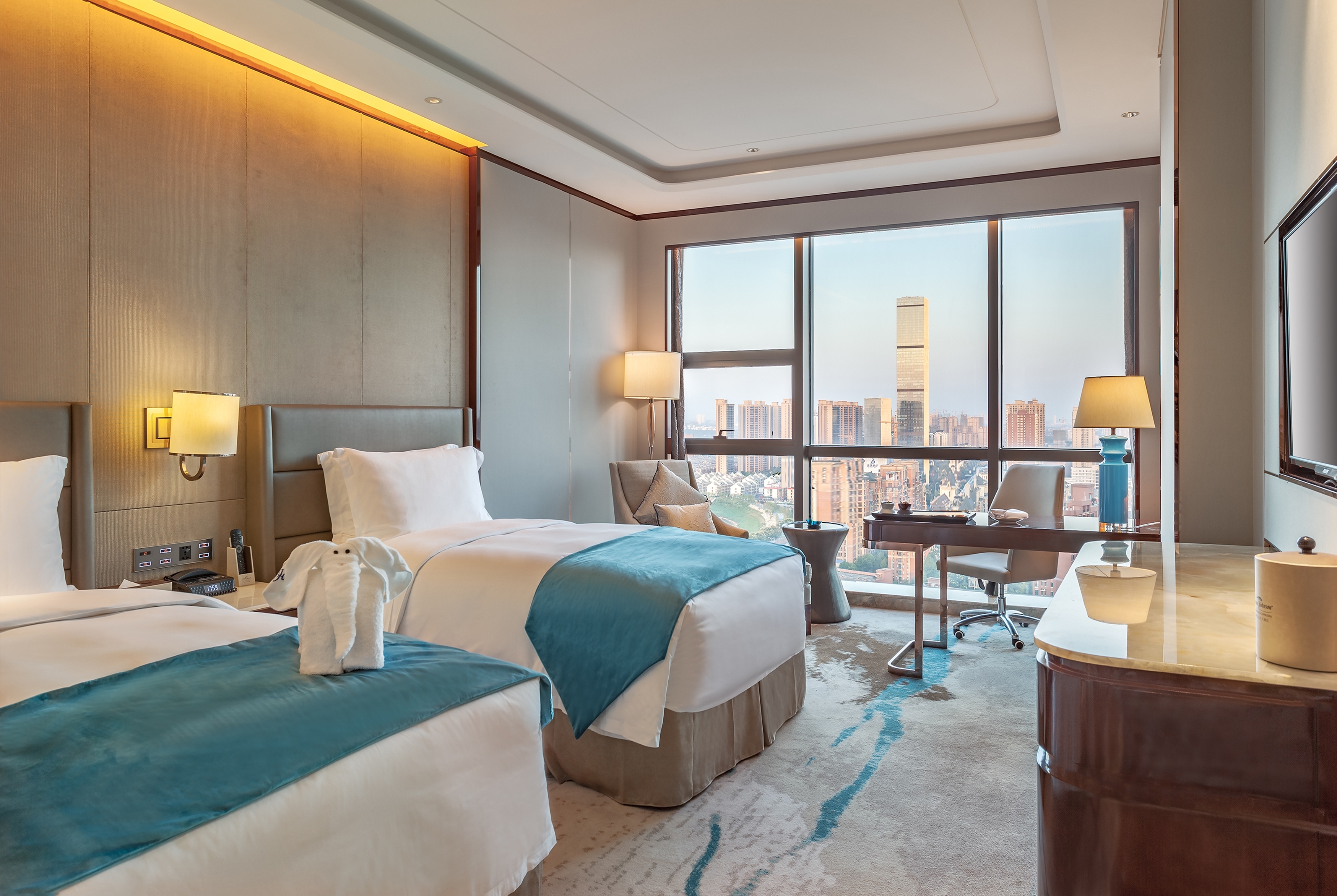 Guest room at the Howard Johnson by Wyndham Huachen Plaza Changsha in Changsha, Other than US/Canada