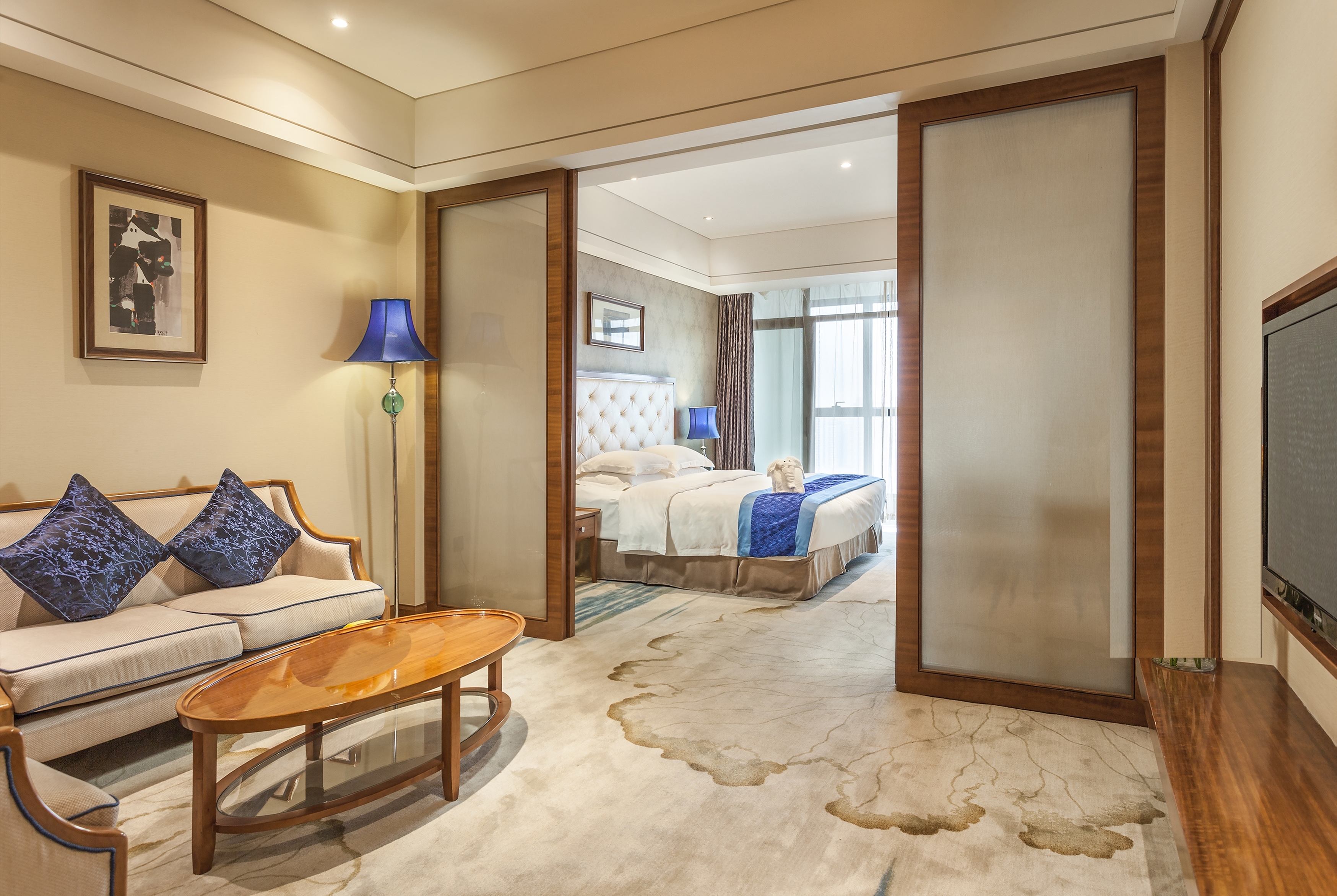 Guest room at the Howard Johnson by Wyndham Huachen Plaza Changsha in Changsha, Other than US/Canada