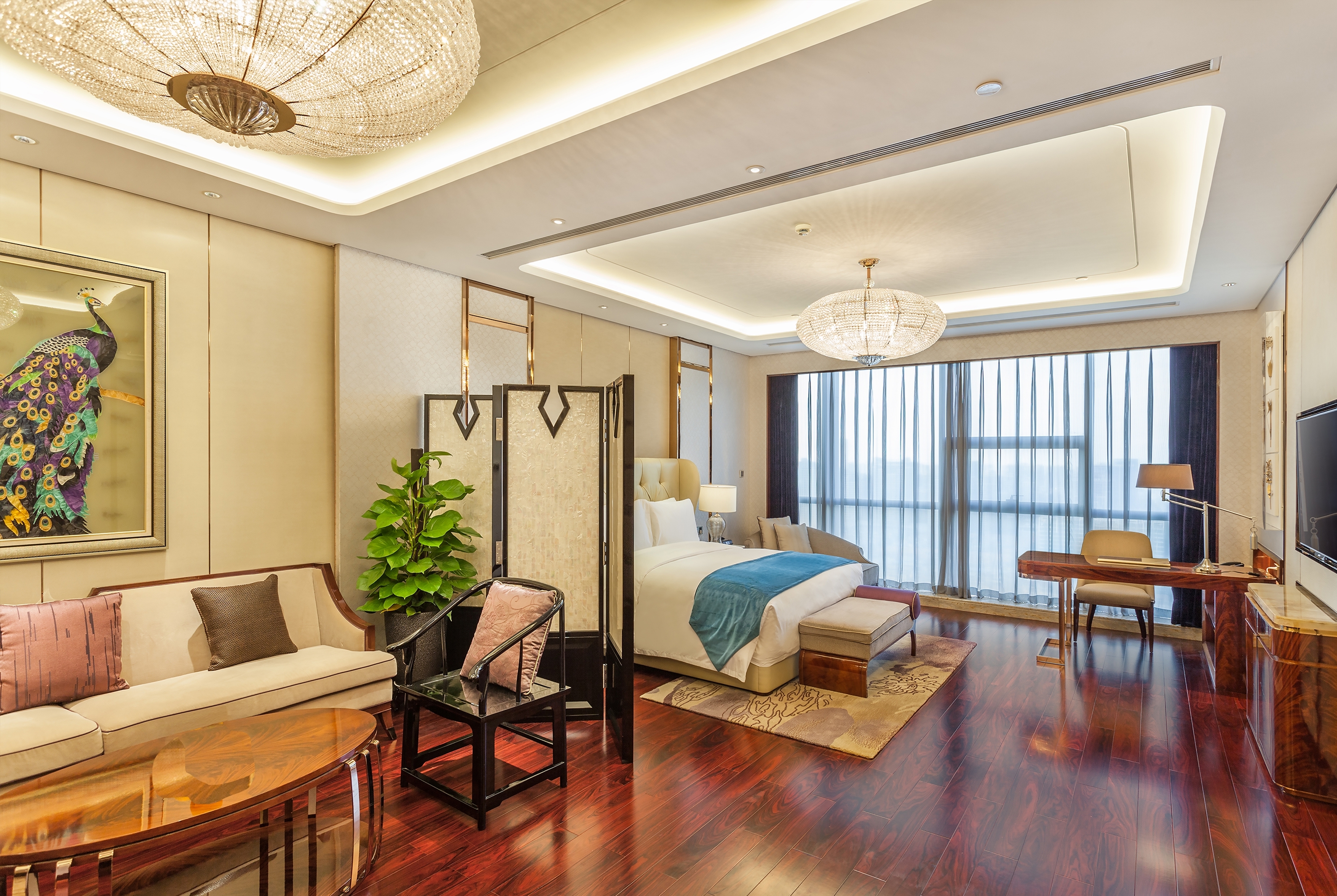 Guest room at the Howard Johnson by Wyndham Huachen Plaza Changsha in Changsha, Other than US/Canada