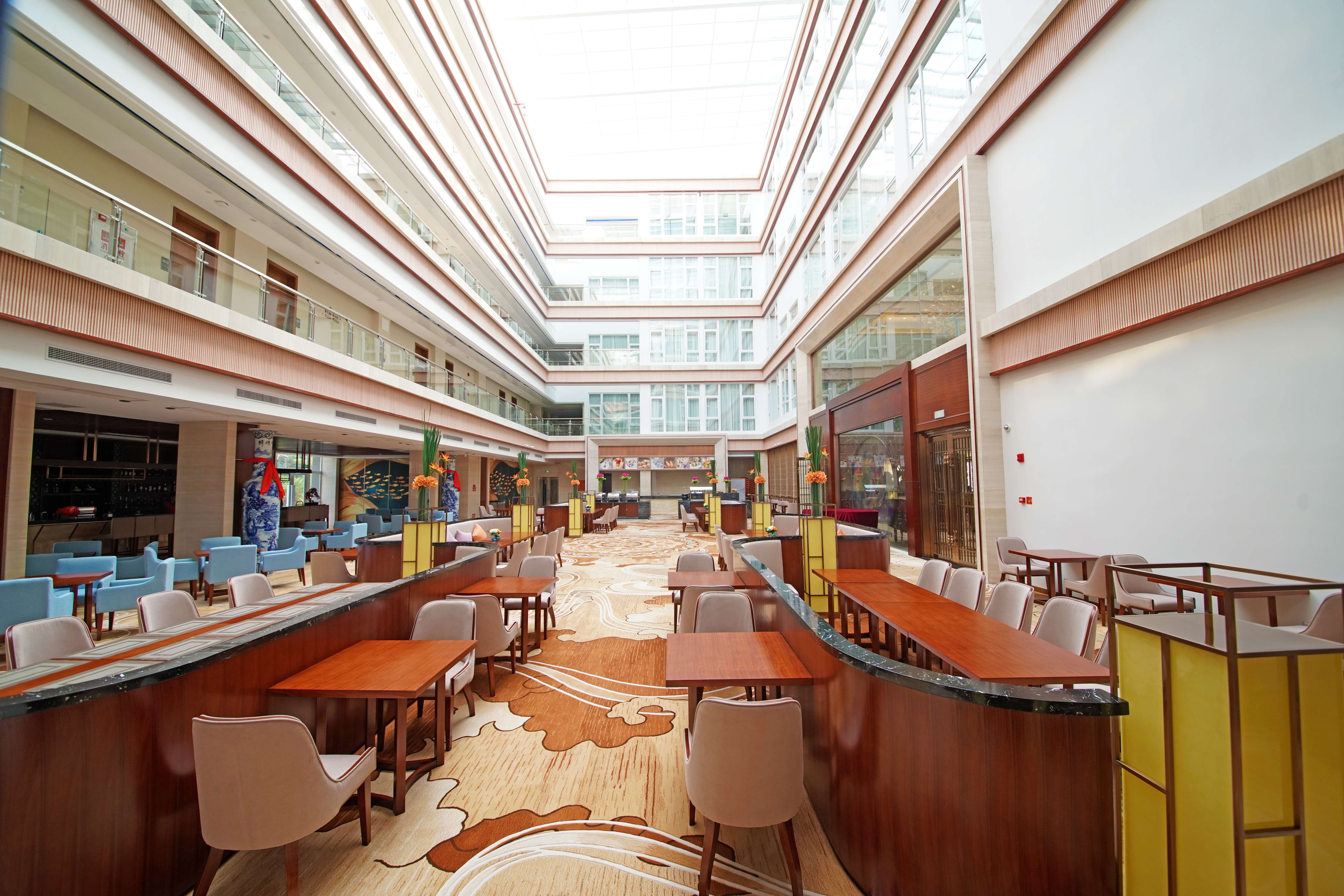 Howard Johnson by Wyndham Hot Springs Hotel Chaozhou restaurant in Chaozhou, Other than US/Canada