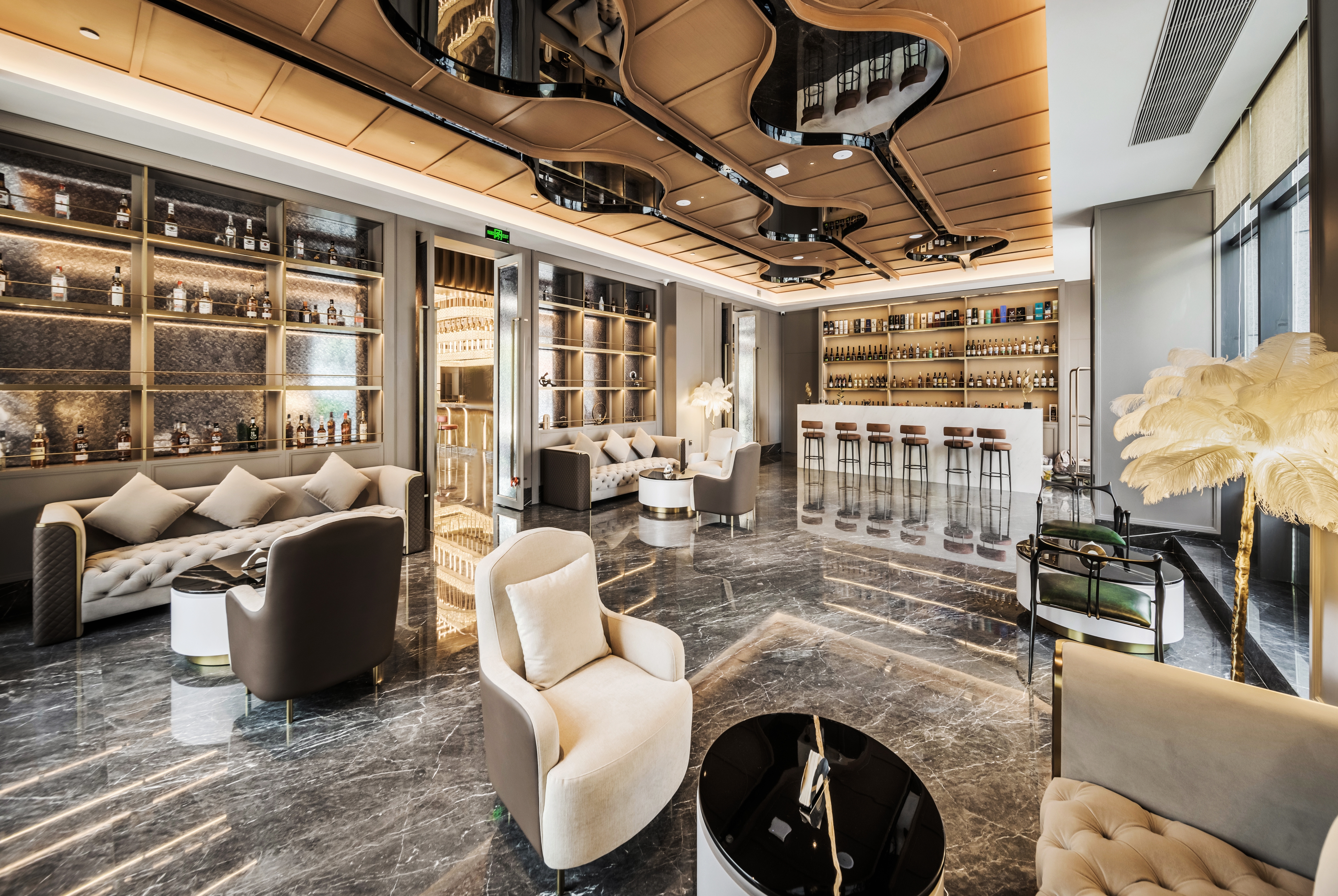 Bar at Howard Johnson Life Hotel by Wyndham Chongqing Liangjiang in Chongqing, Other than US/Canada