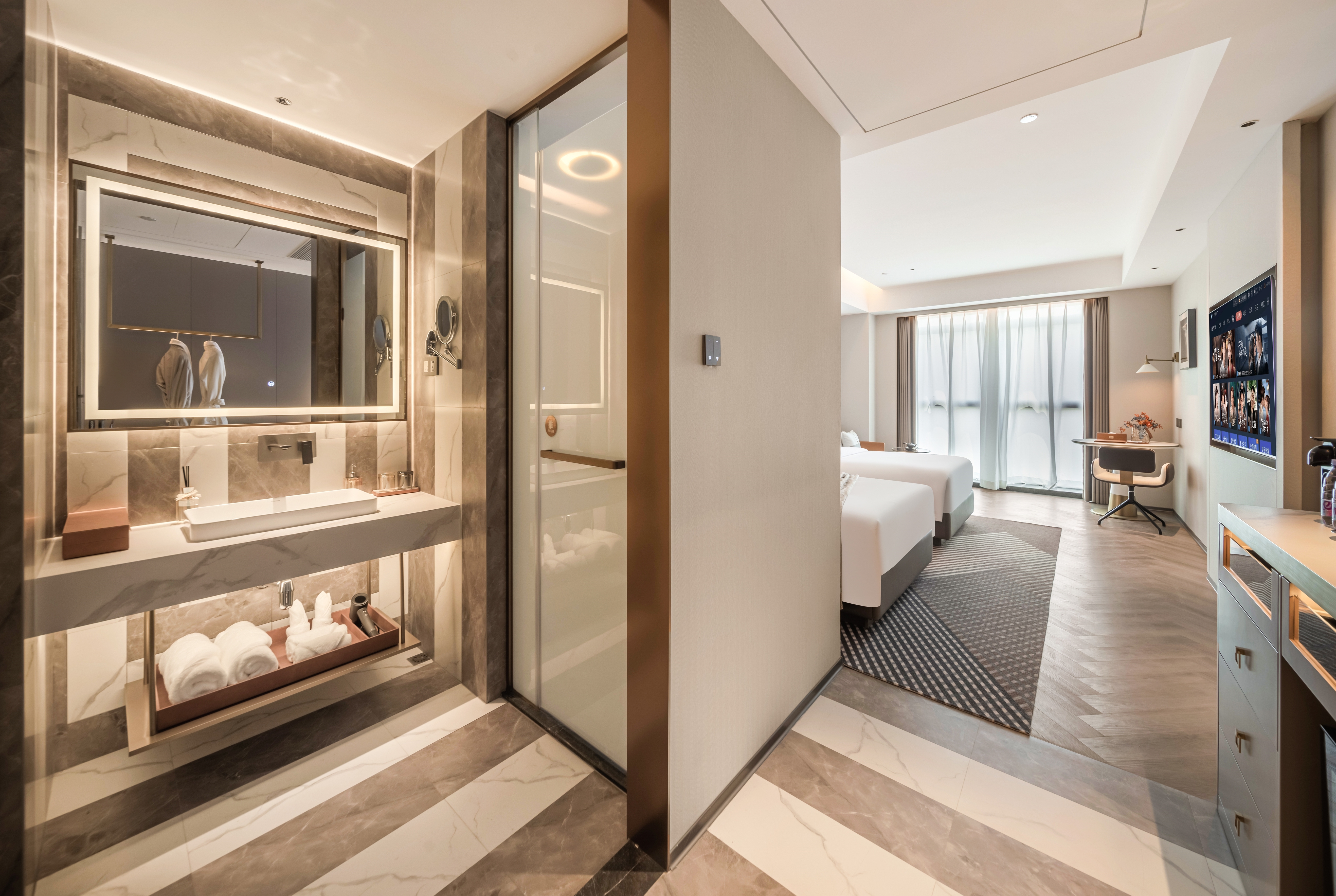 Guest room at the Howard Johnson Life Hotel by Wyndham Chongqing Liangjiang in Chongqing, Other than US/Canada