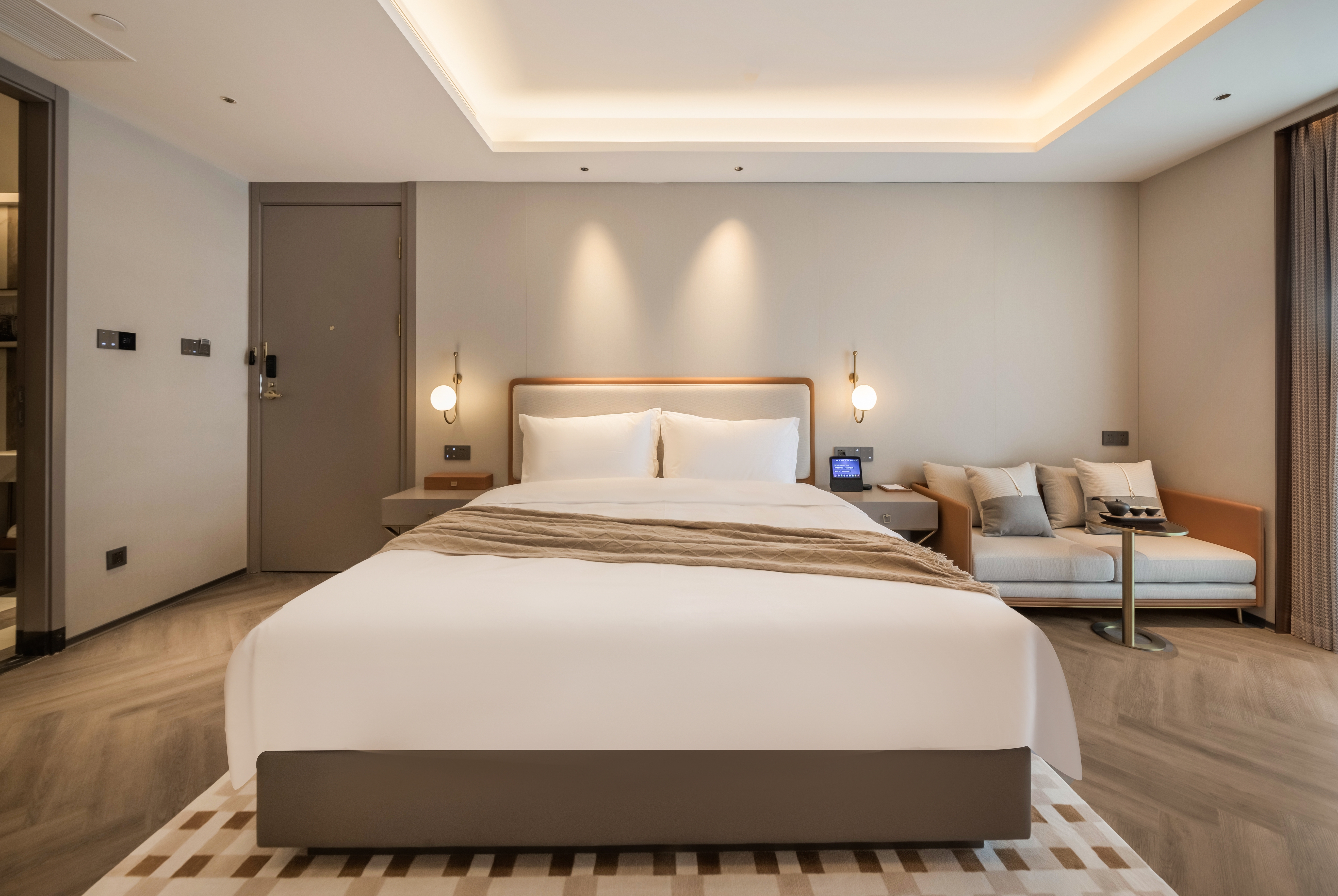 Guest room at the Howard Johnson Life Hotel by Wyndham Chongqing Liangjiang in Chongqing, Other than US/Canada