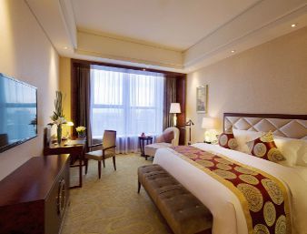 Guest room at the Howard Johnson by Wyndham Parkview Plaza Erdos in Erdos, Other than US/Canada