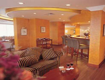 Howard Johnson Plaza by Wyndham Guiyang suite in Guiyang, Other than US/Canada