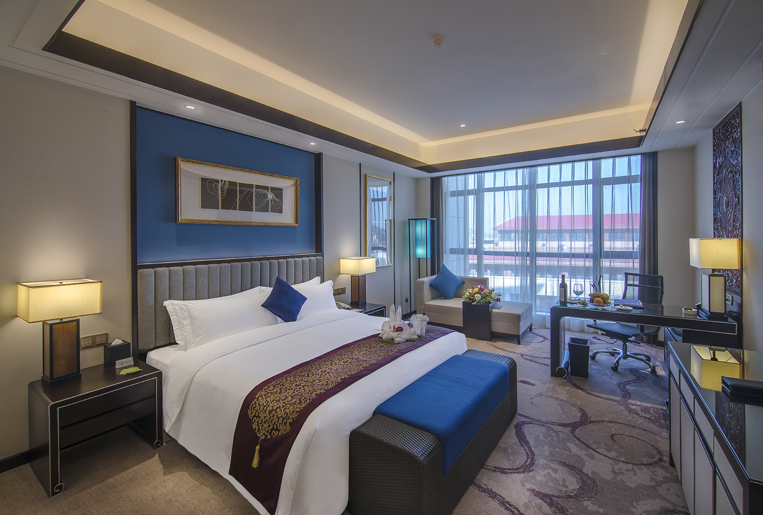 Guest room at the Howard Johnson Qunsheng Plaza Guizhou in Guiyang, Other than US/Canada