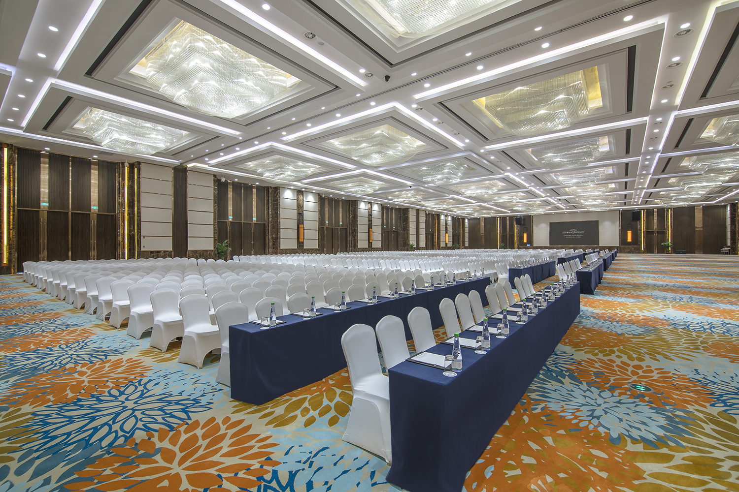 Meeting room at Howard Johnson Qunsheng Plaza Guizhou in Guiyang, Other than US/Canada