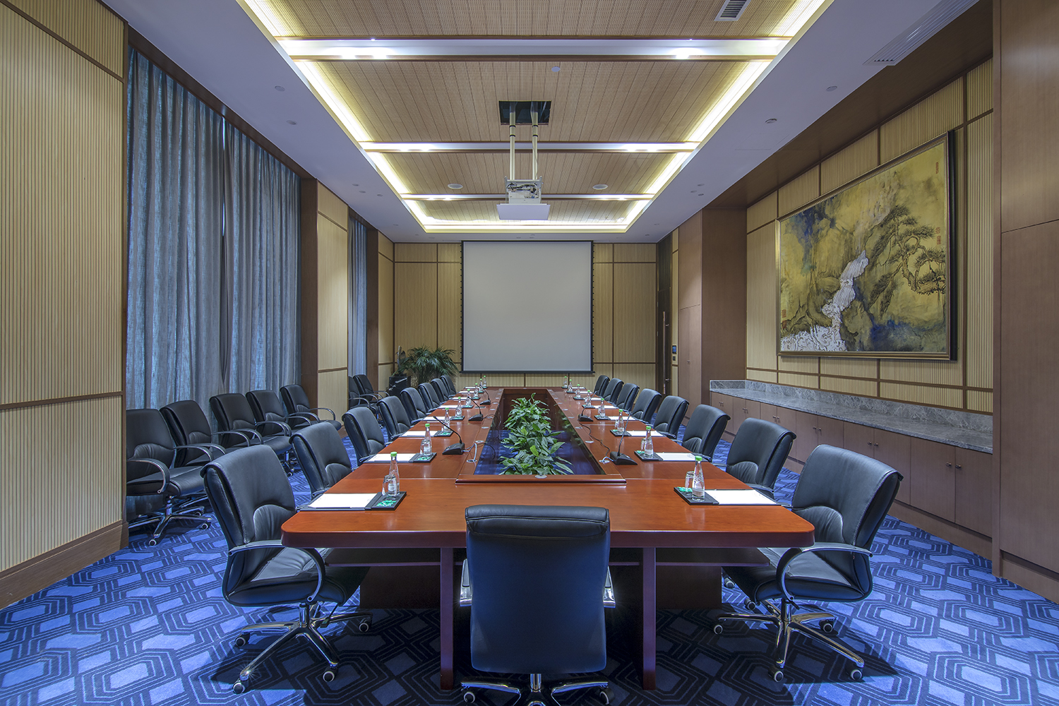 Meeting room at Howard Johnson Qunsheng Plaza Guizhou in Guiyang, Other than US/Canada